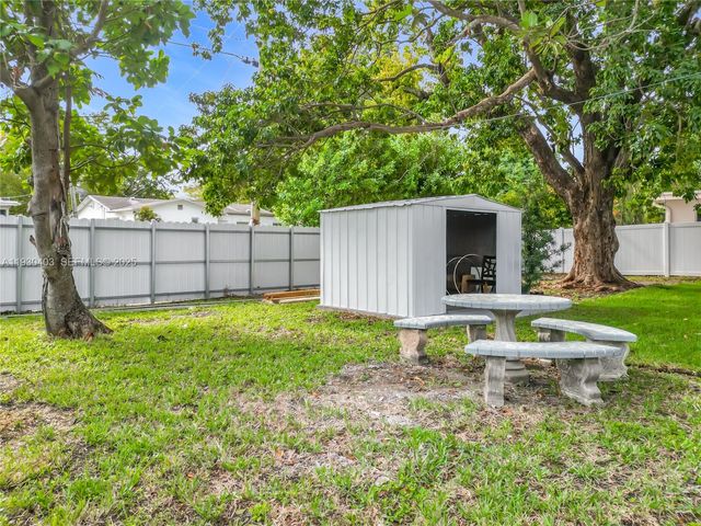 4008 Adams St, Hollywood, FL 33021