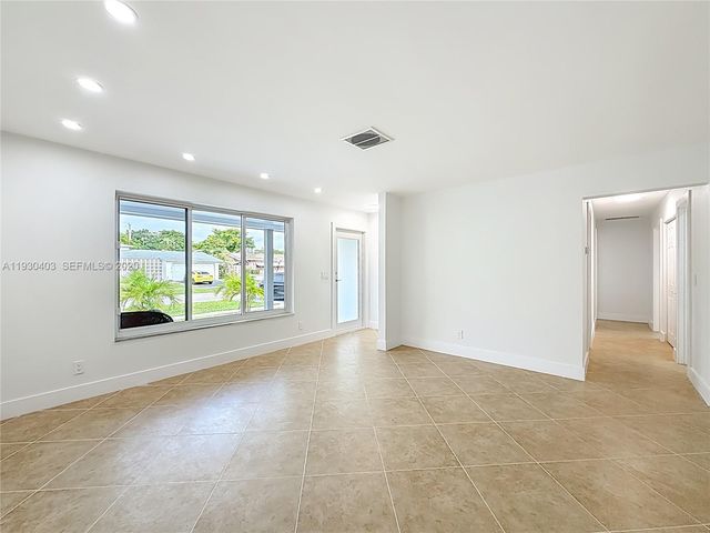 4008 Adams St, Hollywood, FL 33021