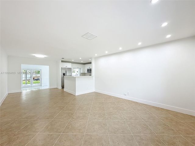 4008 Adams St, Hollywood, FL 33021