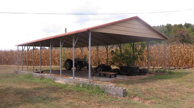 1318 Vise Loop, Decaturville, TN 38329