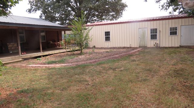 1318 Vise Loop, Decaturville, TN 38329