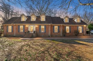 175 Travis Trl, Mcminnville, TN 37110