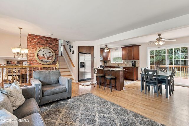 45 Oak Terrace, Howell, NJ 07731