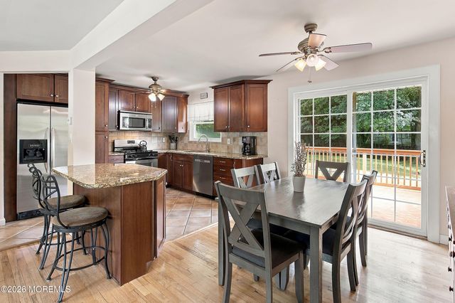 45 Oak Terrace, Howell, NJ 07731