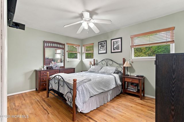 45 Oak Terrace, Howell, NJ 07731