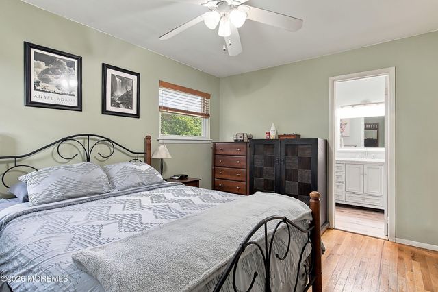45 Oak Terrace, Howell, NJ 07731