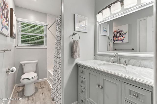 45 Oak Terrace, Howell, NJ 07731