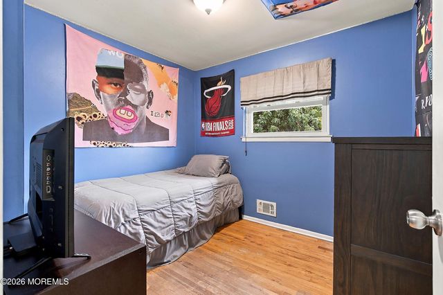 45 Oak Terrace, Howell, NJ 07731