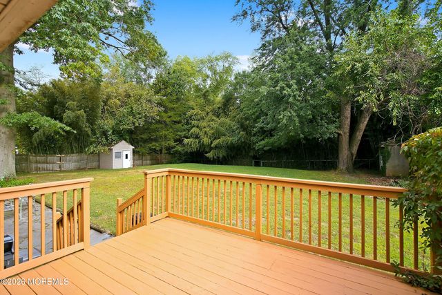 45 Oak Terrace, Howell, NJ 07731