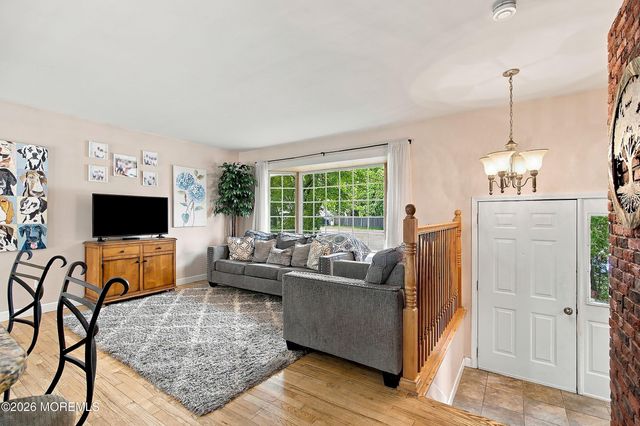 45 Oak Terrace, Howell, NJ 07731