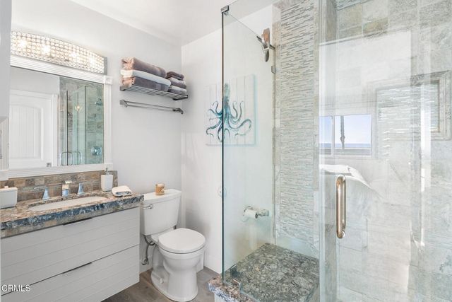 275 E Surfside Drive, Port Hueneme, CA 93041