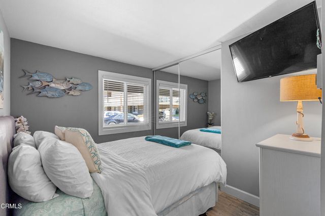 275 E Surfside Drive, Port Hueneme, CA 93041