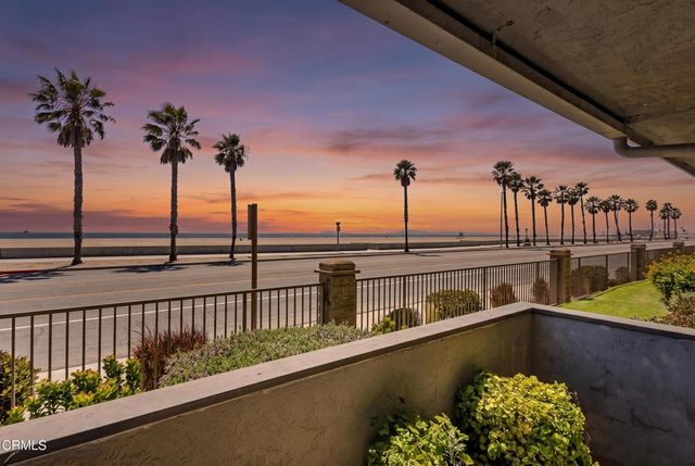 275 E Surfside Drive, Port Hueneme, CA 93041