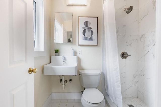 60 Lorelei Lane, Menlo Park, CA 94025