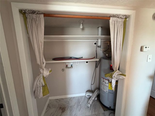 6723 Heards 1, Galveston, TX 77551