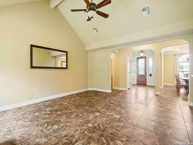 1117 Running Buck Ln, Fredericksburg, TX 78624