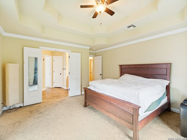 1117 Running Buck Ln, Fredericksburg, TX 78624