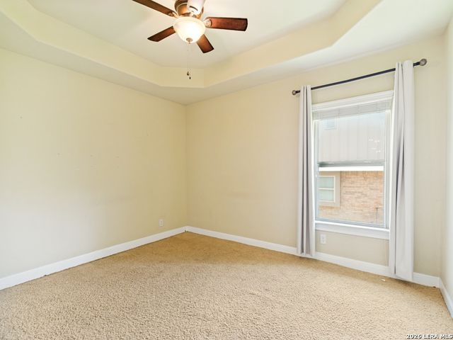 1117 Running Buck Ln, Fredericksburg, TX 78624