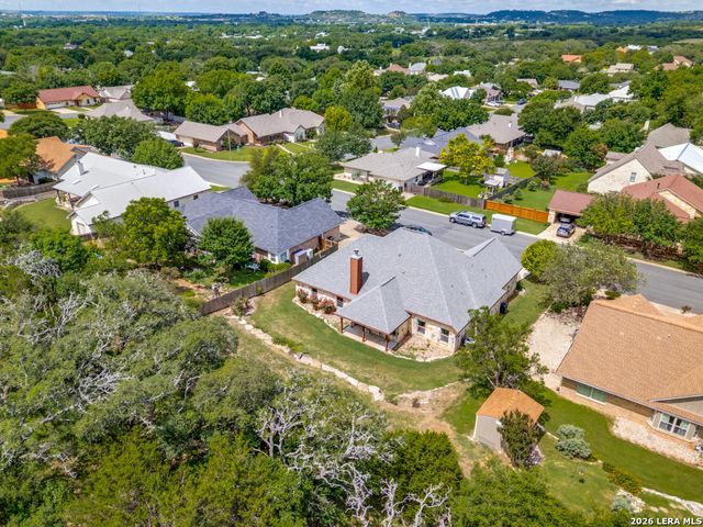 1117 Running Buck Ln, Fredericksburg, TX 78624