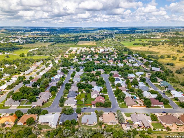 1117 Running Buck Ln, Fredericksburg, TX 78624