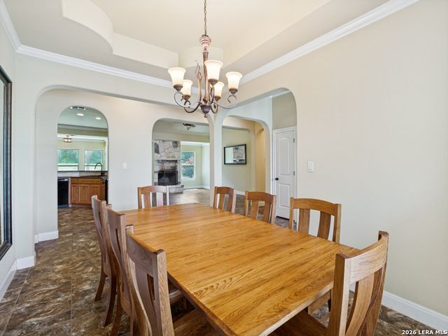 1117 Running Buck Ln, Fredericksburg, TX 78624