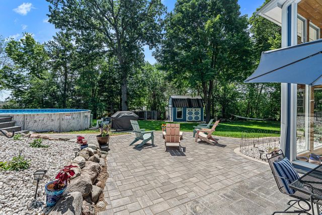 10727 Braewood Circle, Bloomington, MN 55437