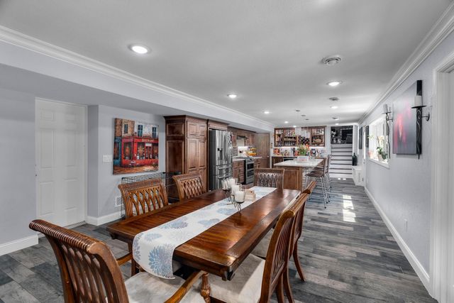 10727 Braewood Circle, Bloomington, MN 55437