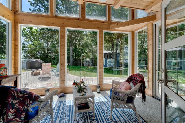 10727 Braewood Circle, Bloomington, MN 55437