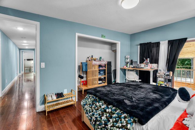 10727 Braewood Circle, Bloomington, MN 55437