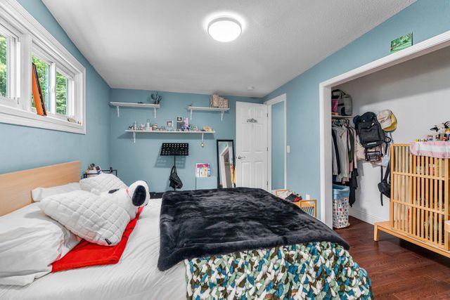 10727 Braewood Circle, Bloomington, MN 55437