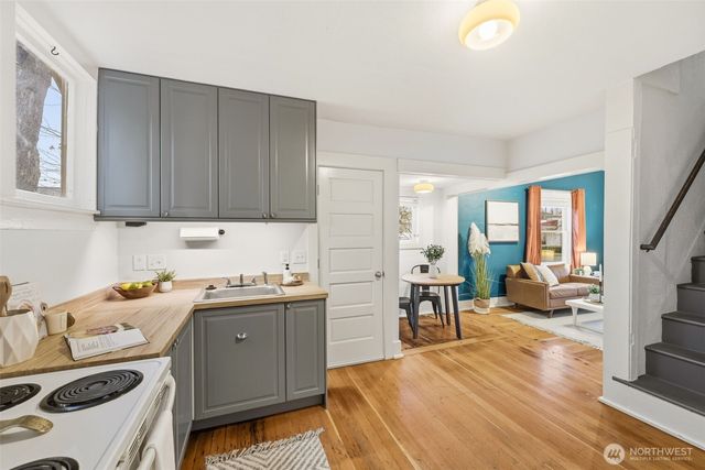 1109 S 14th Street, Tacoma, WA 98405