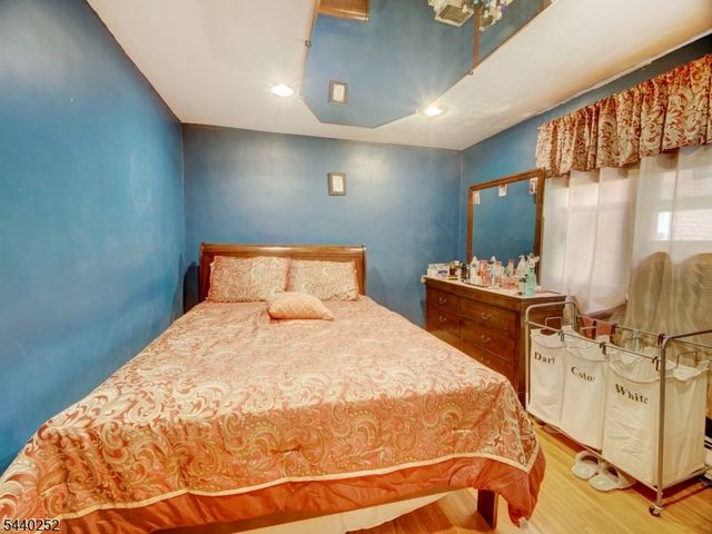 20 A Carolyn Terrace 20A, Roselle Boro, NJ 07203