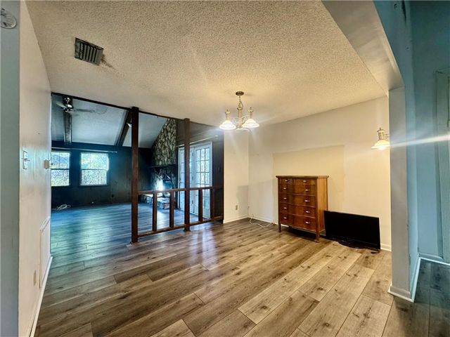 8630 Lott Road, Wilmer, AL 36587