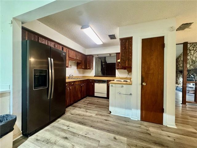 8630 Lott Road, Wilmer, AL 36587