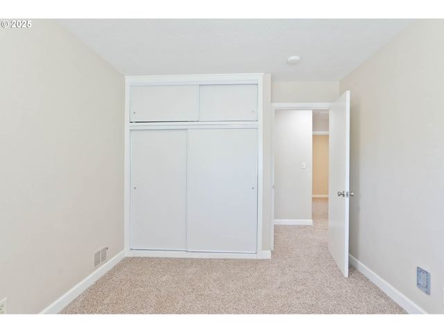 2630 MOUNTAIN VIEW Dr S, Salem, OR 97302