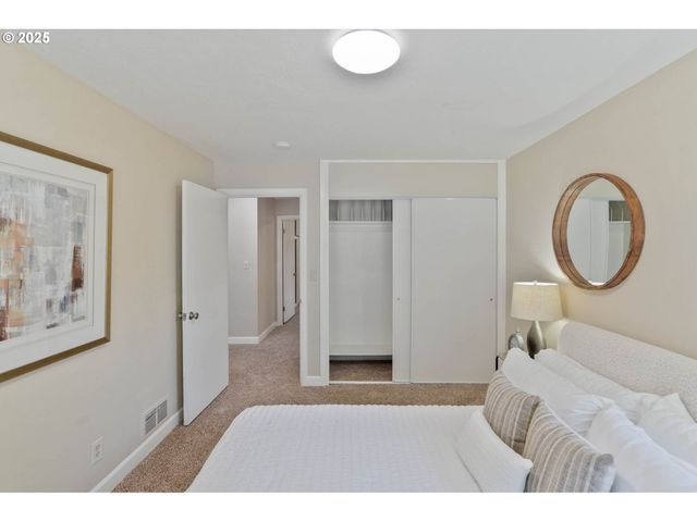 2630 MOUNTAIN VIEW Dr S, Salem, OR 97302