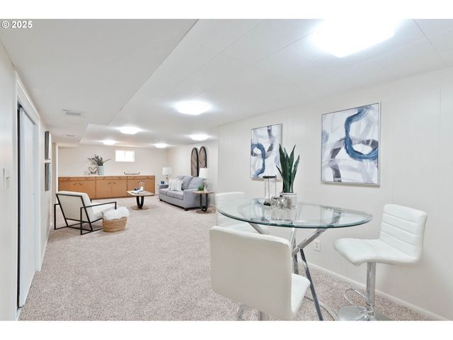 2630 MOUNTAIN VIEW Dr S, Salem, OR 97302