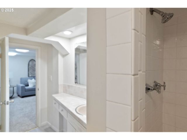 2630 MOUNTAIN VIEW Dr S, Salem, OR 97302