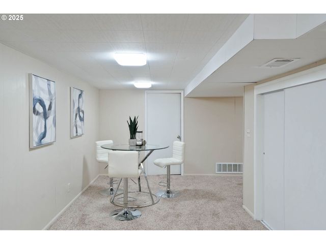 2630 MOUNTAIN VIEW Dr S, Salem, OR 97302