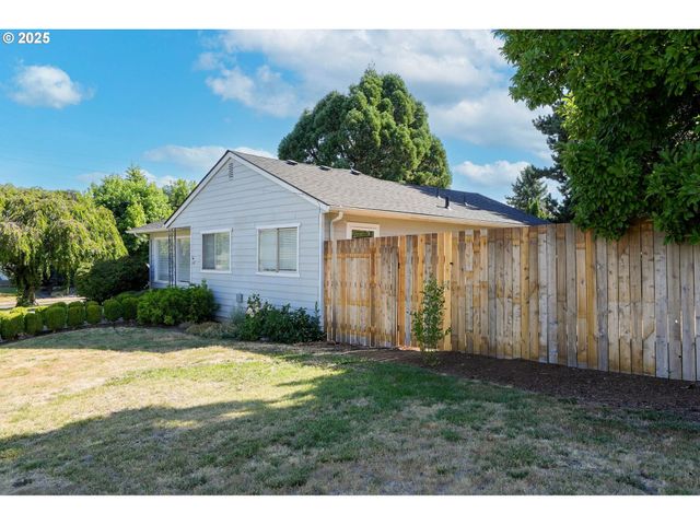 2630 MOUNTAIN VIEW Dr S, Salem, OR 97302