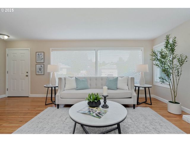 2630 MOUNTAIN VIEW Dr S, Salem, OR 97302