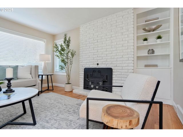 2630 MOUNTAIN VIEW Dr S, Salem, OR 97302