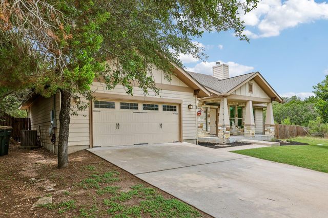 1058 Daviot DR, Spicewood, TX 78669