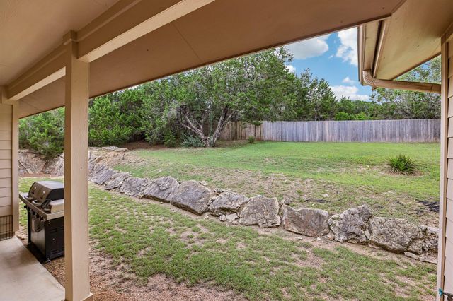 1058 Daviot DR, Spicewood, TX 78669