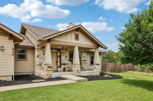 1058 Daviot DR, Spicewood, TX 78669