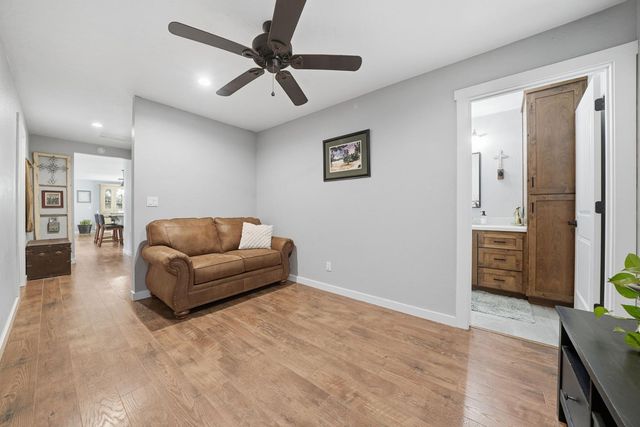 10376 Tabeaud Rd, Pine Grove, CA 95665