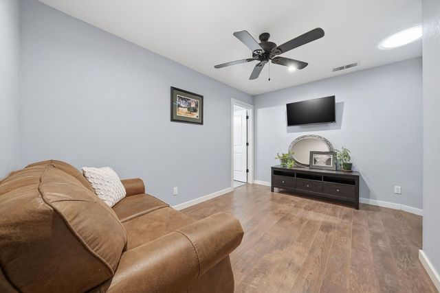 10376 Tabeaud Rd, Pine Grove, CA 95665