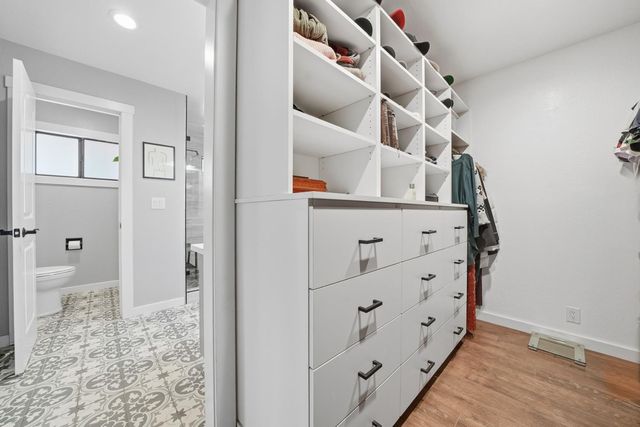 10376 Tabeaud Rd, Pine Grove, CA 95665