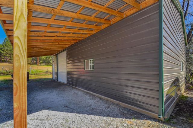 10376 Tabeaud Rd, Pine Grove, CA 95665