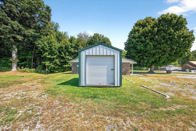 2082 W State Rd 54, Bloomfield, IN 47424